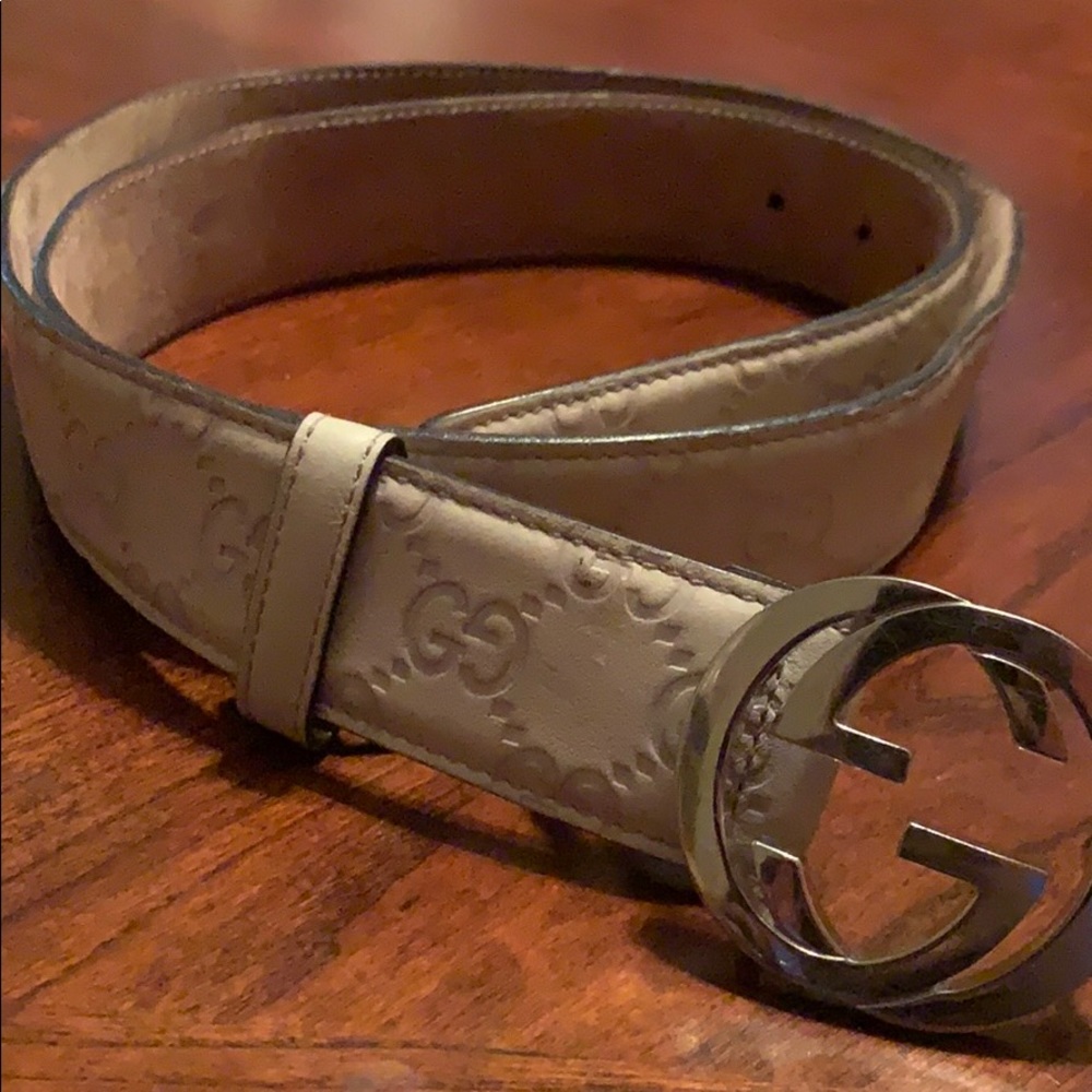 Men Gucci belt